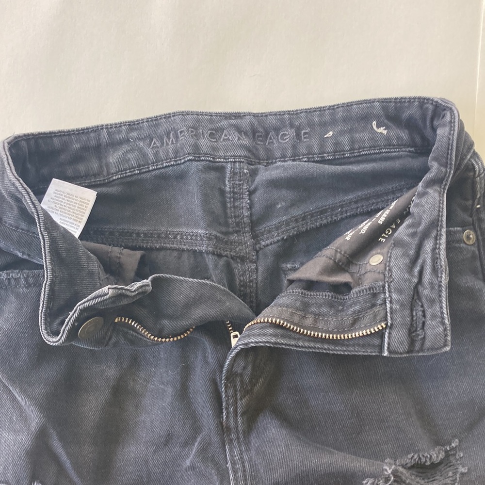 American Eagle Mid Rise Mom Jean - Picture 2 of 3